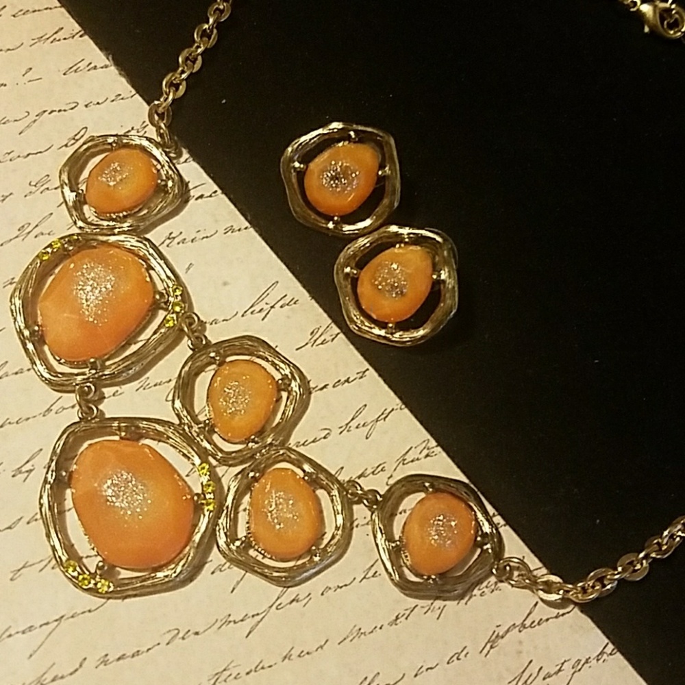 S171 Chunky & Fun Faceted Cobochon Necklace Set - Picture 4 of 15